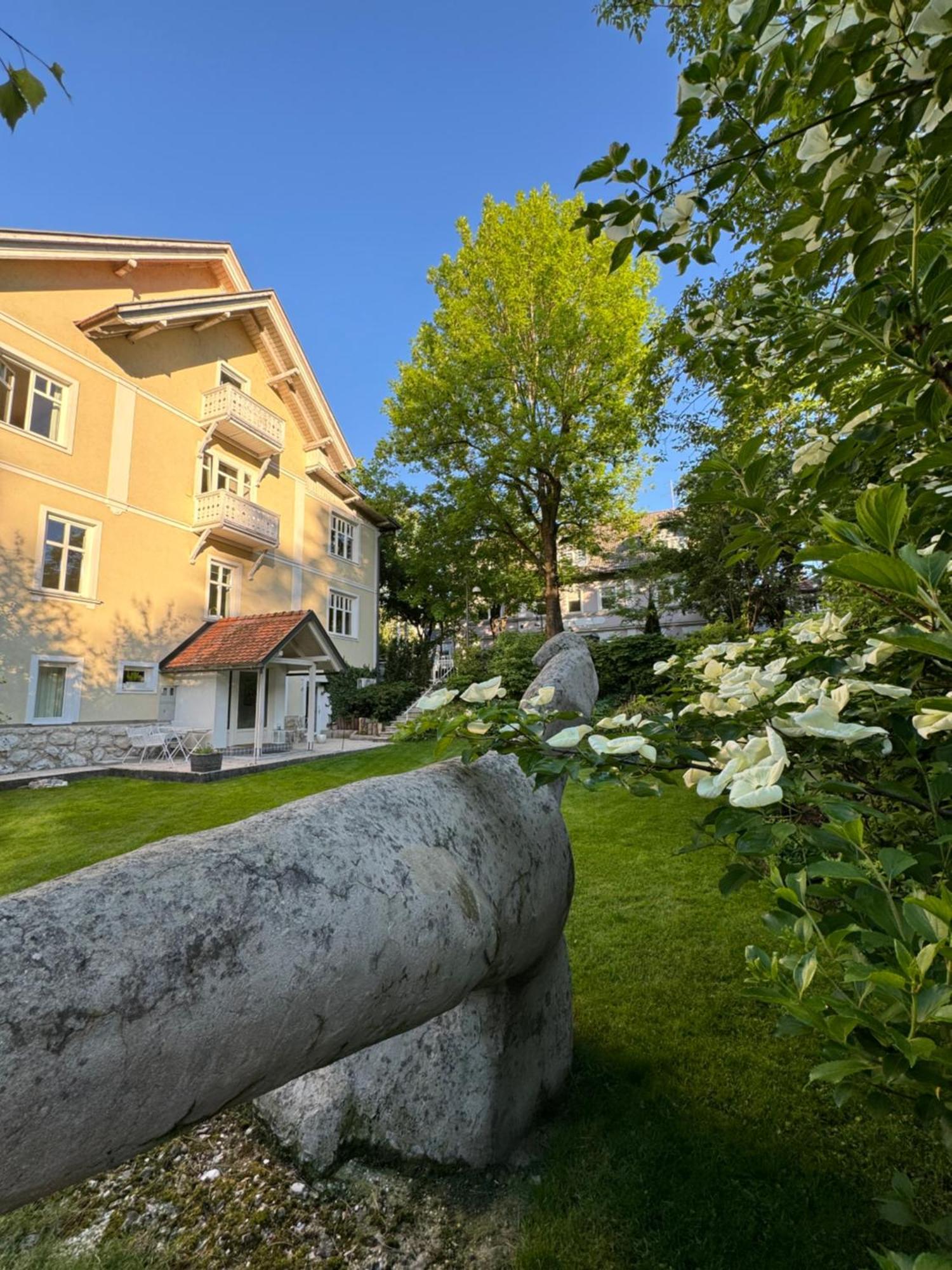 Historical Villa In The Heart Of Bled Kültér fotó